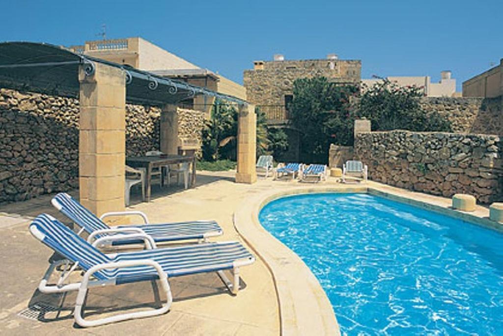 "Steves Villas" Villa Ta Rosi Xagħra Rum bild