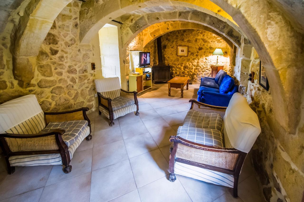 "Steves Villas" Villa Ta Rosi Xagħra Exteriör bild